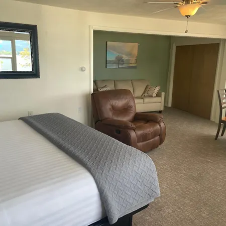 Americas Best Value Inn Polson Exterior photo